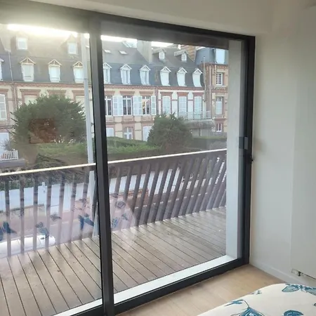 Apartment Au Nom Du Zen 3 Pieces Avec Terrasse Coeur Deauville