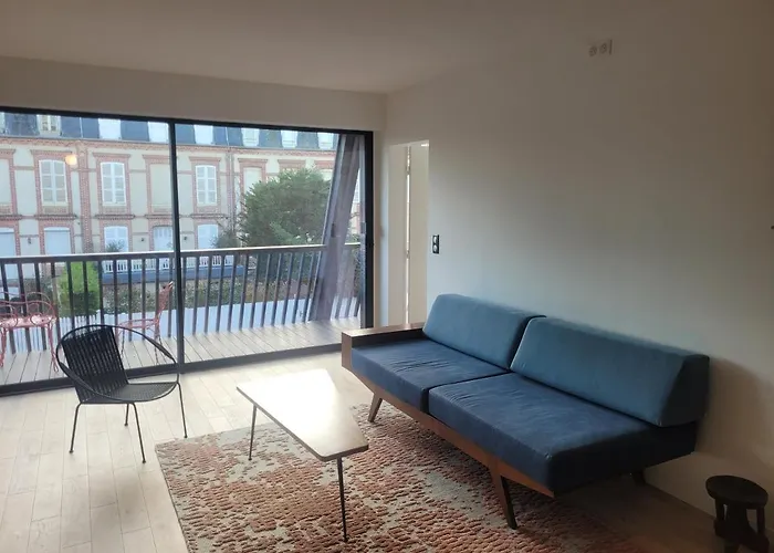 Au Nom Du Zen 3 Pieces Avec Terrasse Coeur דירה *