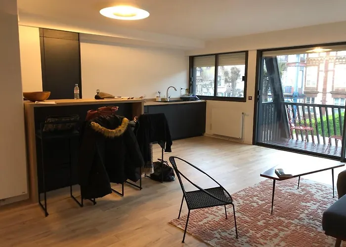 Au Nom Du Zen 3 Pieces Avec Terrasse Coeur Lägenhet